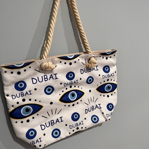 Dubai beach  , summer,holiday,bags!🤍 - Picture 4 of 15